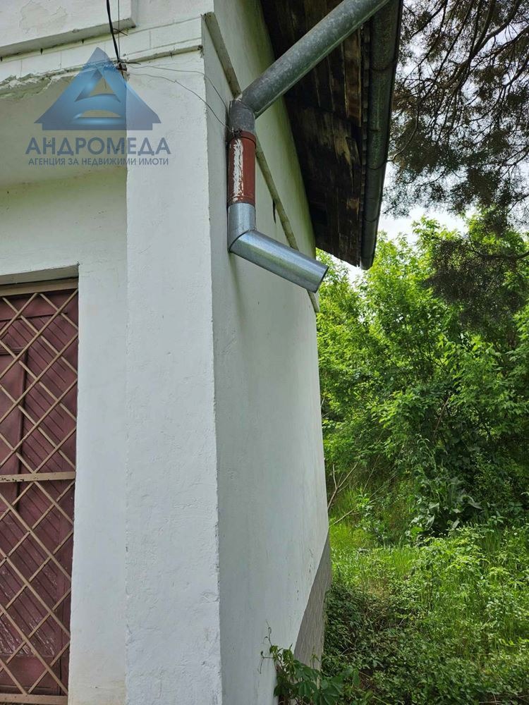 Продава ВИЛА, гр. Плевен, м-т Кожухарска чешма, снимка 5 - Вили - 53159823