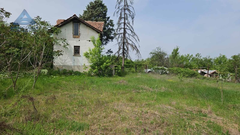 Продава ВИЛА, гр. Плевен, м-т Кожухарска чешма, снимка 7 - Вили - 53159823