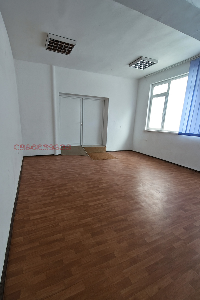 Te koop  Opslag Blagoevgrad , Idealen tsentar , 65 m² | 92038456 - afbeelding [2]