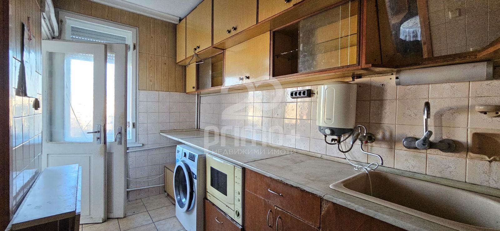 Продава 3-СТАЕН, гр. Велико Търново, Бузлуджа, снимка 8 - Апартаменти - 53605357