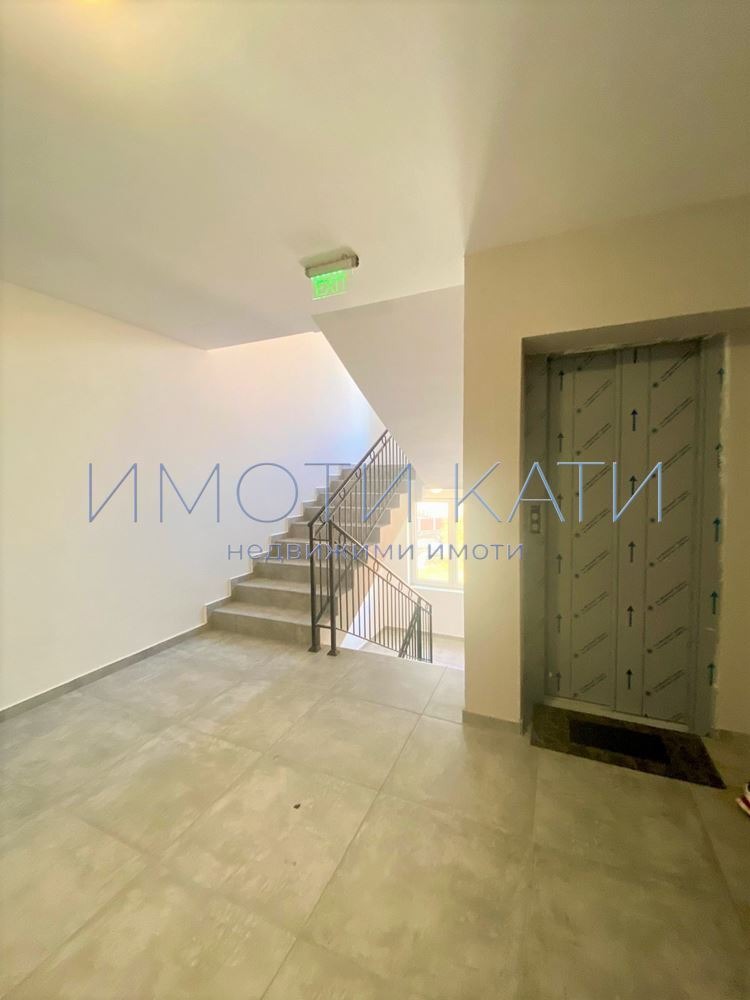 En venta  1 dormitorio Pernik , Tsentar , 97 metros cuadrados | 52423362 - imagen [10]