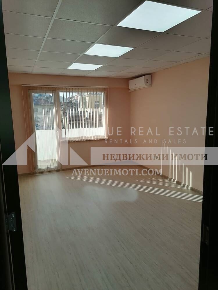 На продаж  3 кімнатна Бургас , Възраждане , 98 кв.м | 49484429 - зображення [2]