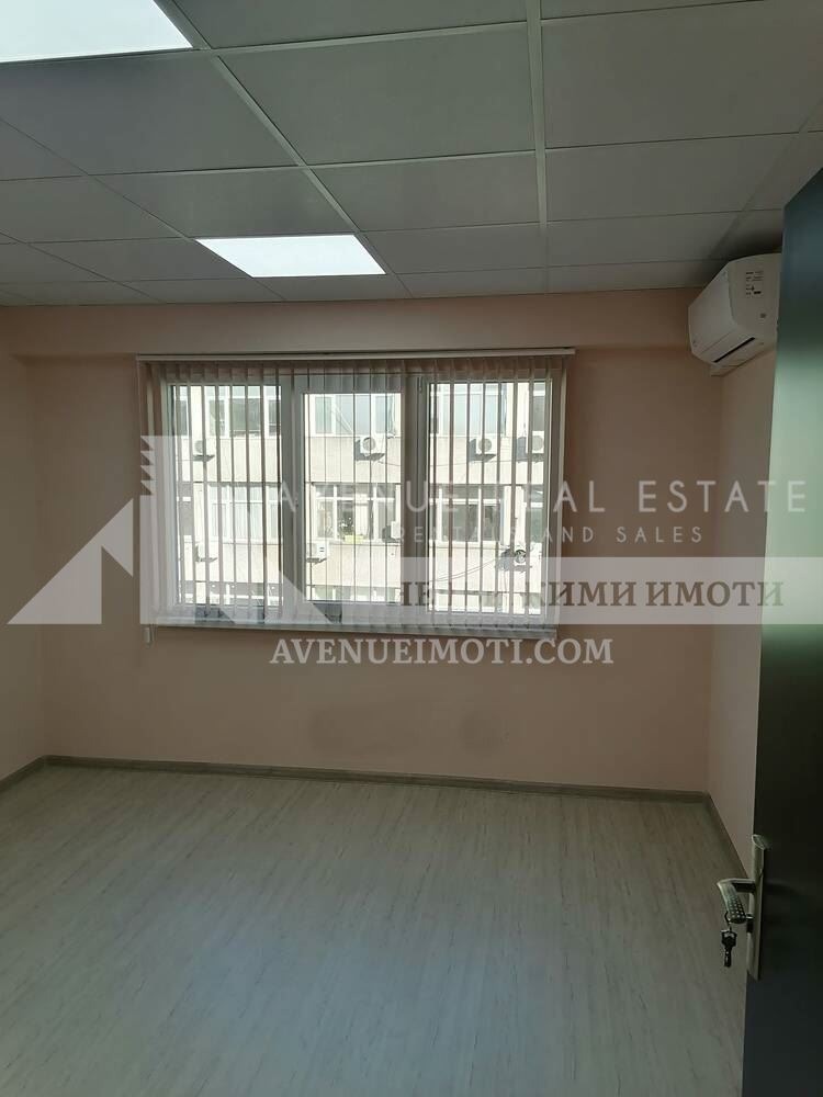 Na prodej  3 ložnice Burgas , Vazraždane , 98 m2 | 49484429