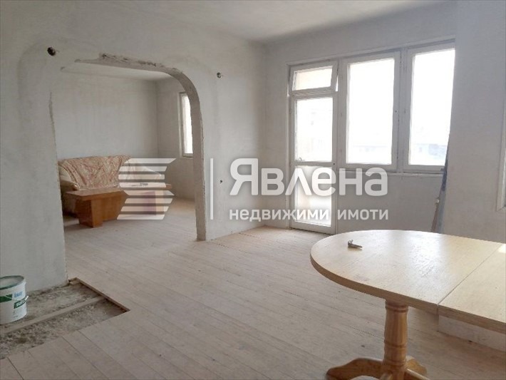 In vendita  3+ camere da letto Blagoevgrad , Osvobogdenie , 160 mq | 24658196