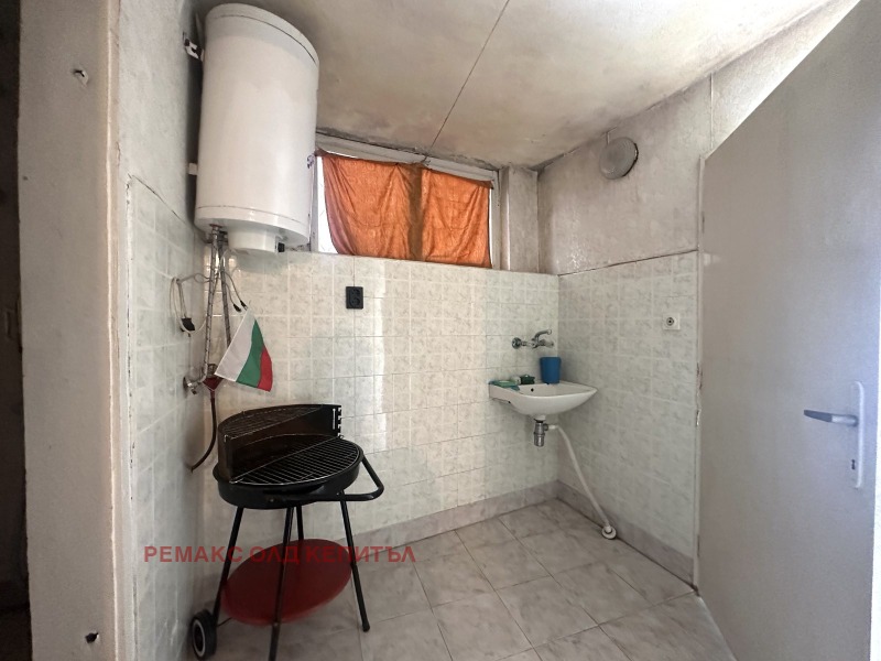 Продава ЕТАЖ ОТ КЪЩА, гр. Велико Търново, Център, снимка 15 - Етаж от къща - 53588427