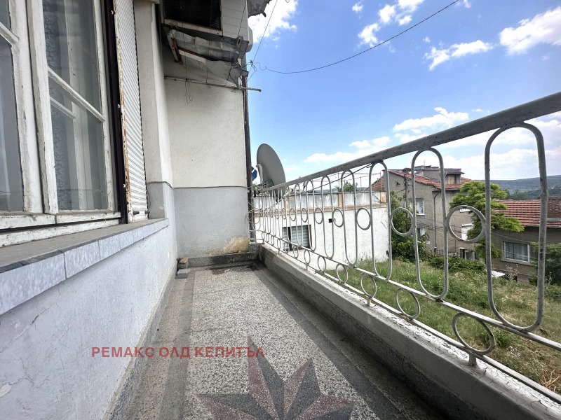 Продава ЕТАЖ ОТ КЪЩА, гр. Велико Търново, Център, снимка 12 - Етаж от къща - 53588427