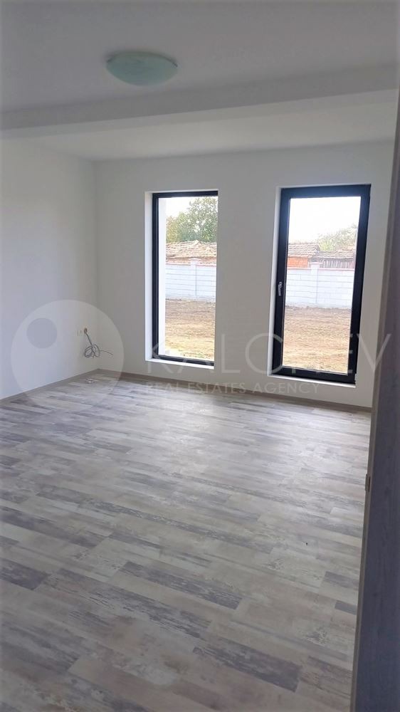 Till salu  Hus region Dobrich , Baltjik , 140 kvm | 39032064 - bild [6]