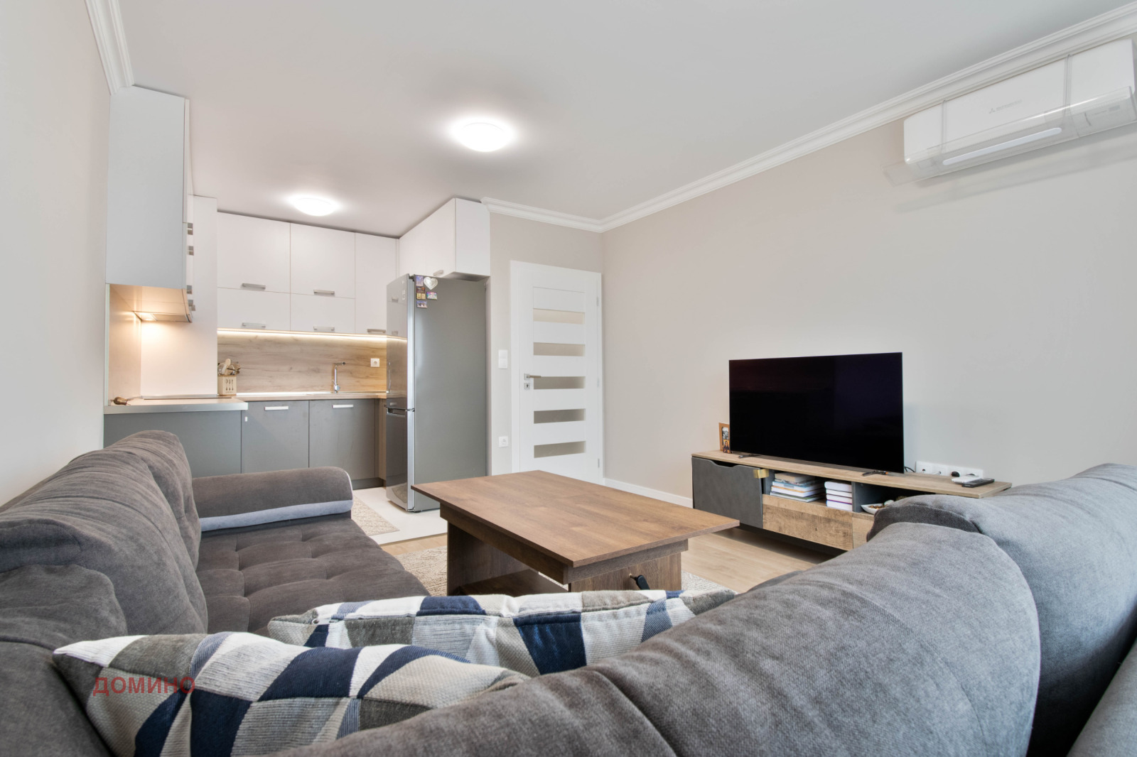 Продава 2-СТАЕН, гр. Пловдив, Остромила, снимка 2 - Апартаменти - 54134096