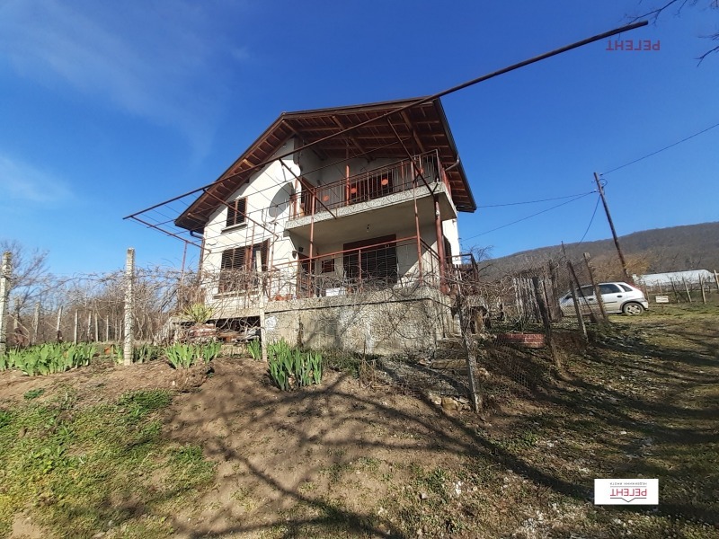 Продава ВИЛА в област Габрово, гр. Севлиево - 37 кв.м / 50 000 € » 97 791.50 лв., РЕГЕНТ