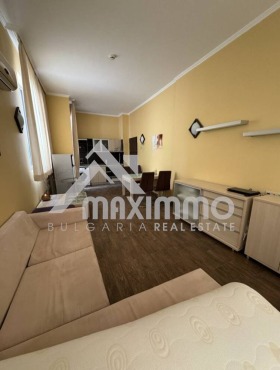 1 bedroom k.k. Zlatni pyasatsi, Varna 2