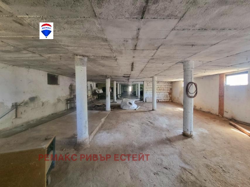 Продава САМОСТОЯТЕЛНА СГРАДА | Imot.bg — изображение 6