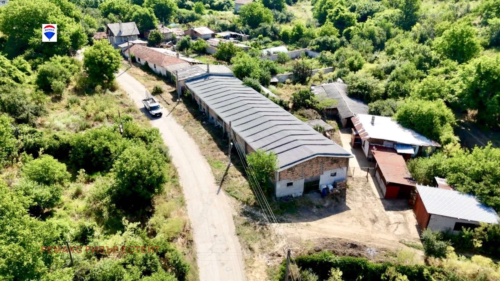 Продава САМОСТОЯТЕЛНА СГРАДА | Imot.bg — изображение 1