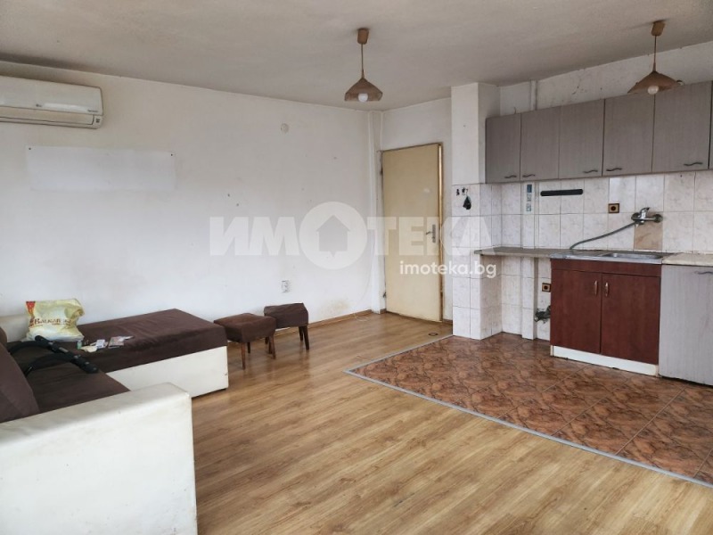 Продава 2-СТАЕН, гр. Варна, Колхозен пазар, снимка 3 - Апартаменти - 52884842