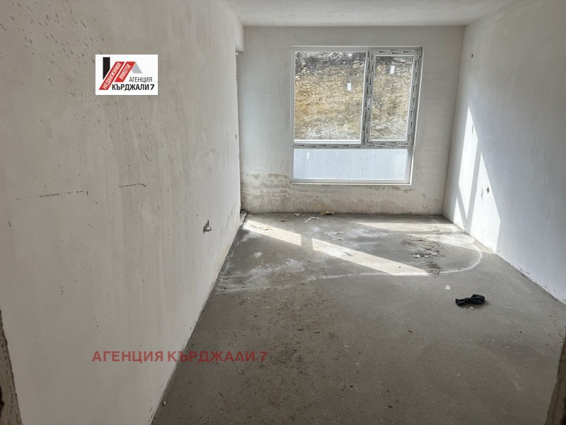 En venta  2 dormitorios Kardzhali , Vazrozhdentsi , 125 metros cuadrados | 81245491 - imagen [3]