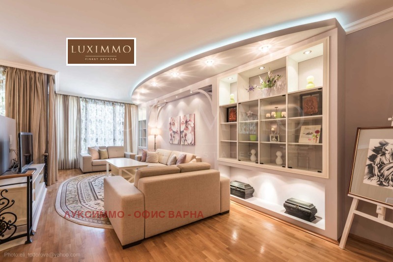 En venta  2 dormitorios Varna , k.k. Sv.Sv. Konstantin i Elena , 139 metros cuadrados | 57429311 - imagen [15]