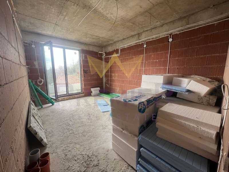 Продава 3-СТАЕН, гр. Варна, Изгрев, снимка 3 - Апартаменти - 52824256