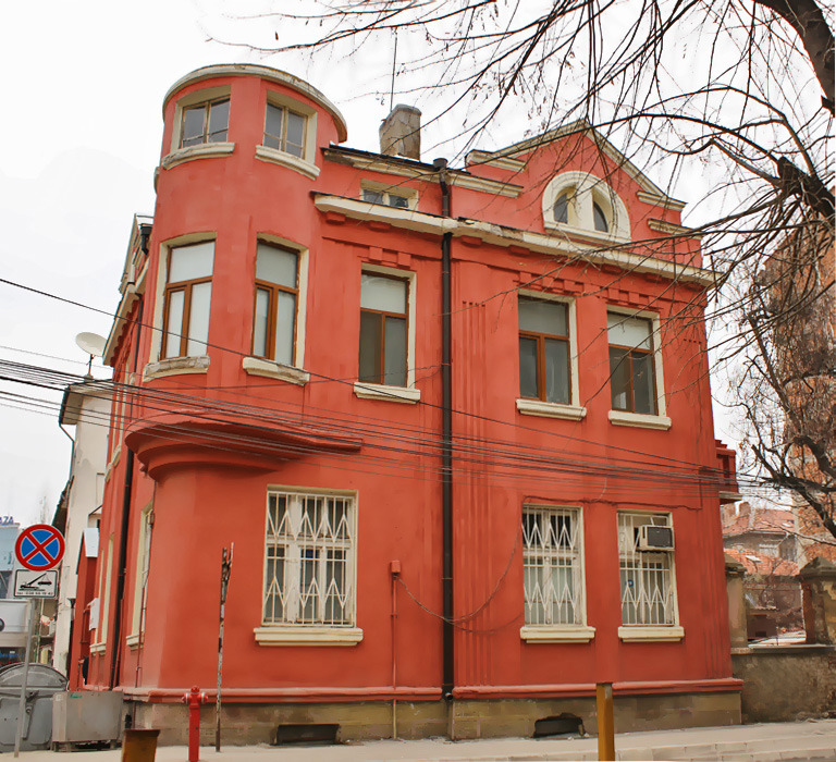 Продава ЕТАЖ ОТ КЪЩА, гр. Хасково, Център