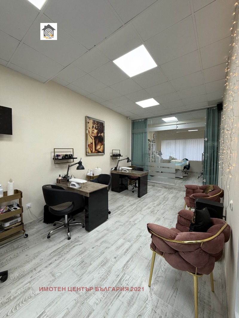 En venta  Comercio Sofia , Belite brezi , 92 metros cuadrados | 77700867