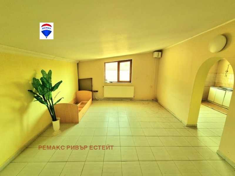 Продава БИЗНЕС ИМОТ, гр. Русе, Средна кула, снимка 11 - Други - 50989221