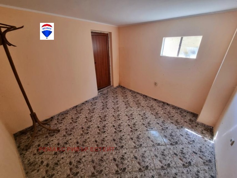 Продава БИЗНЕС ИМОТ, гр. Русе, Средна кула, снимка 7 - Други - 50989221