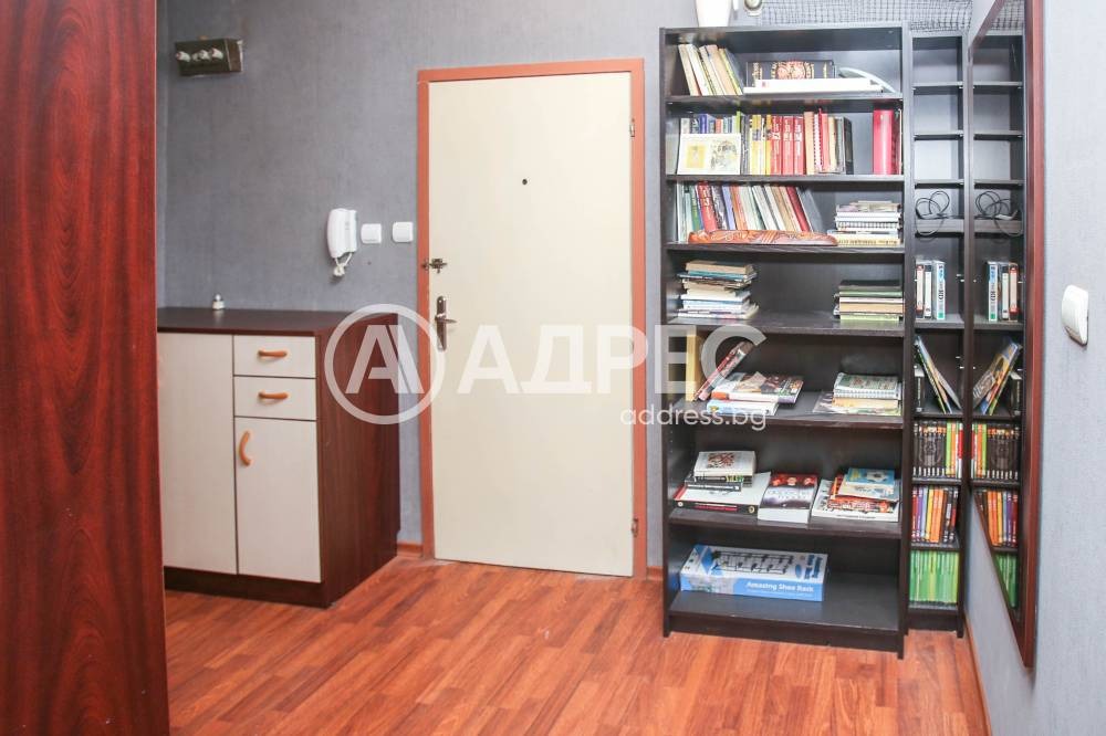 Продава 2-СТАЕН, гр. София, Лагера, снимка 3 - Апартаменти - 56612529