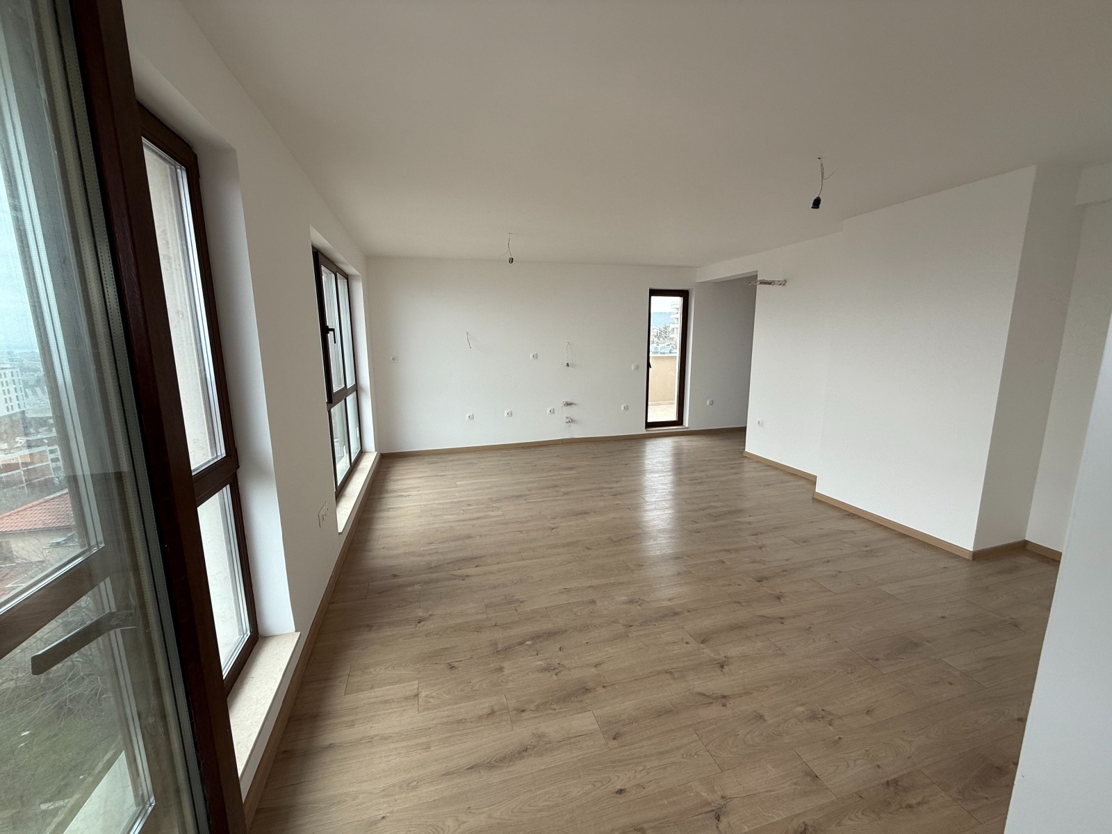 Продава 3-СТАЕН, гр. Варна, Бриз