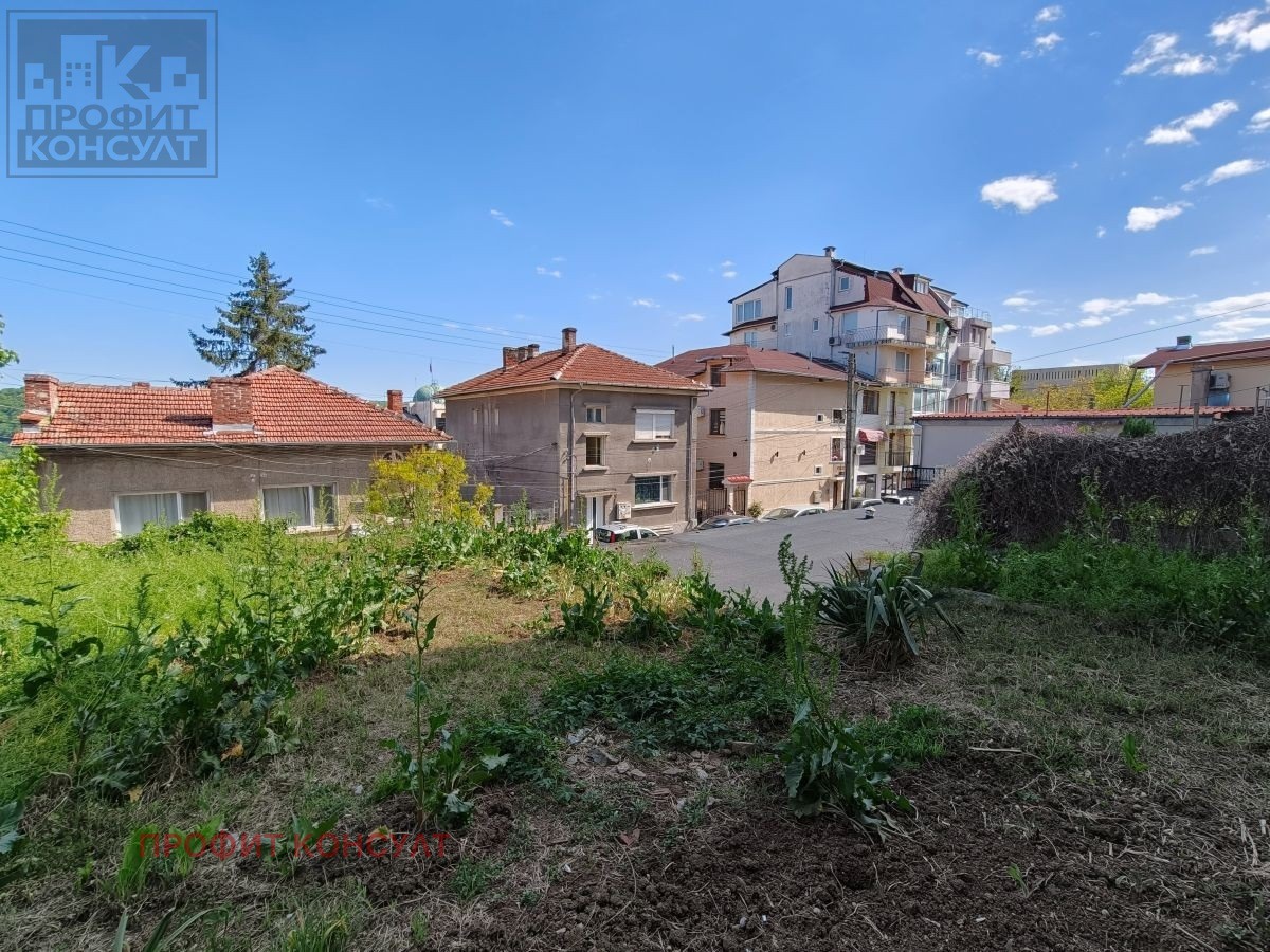 Продава ЕТАЖ ОТ КЪЩА, гр. Велико Търново, Център, снимка 16 - Етаж от къща - 54425690