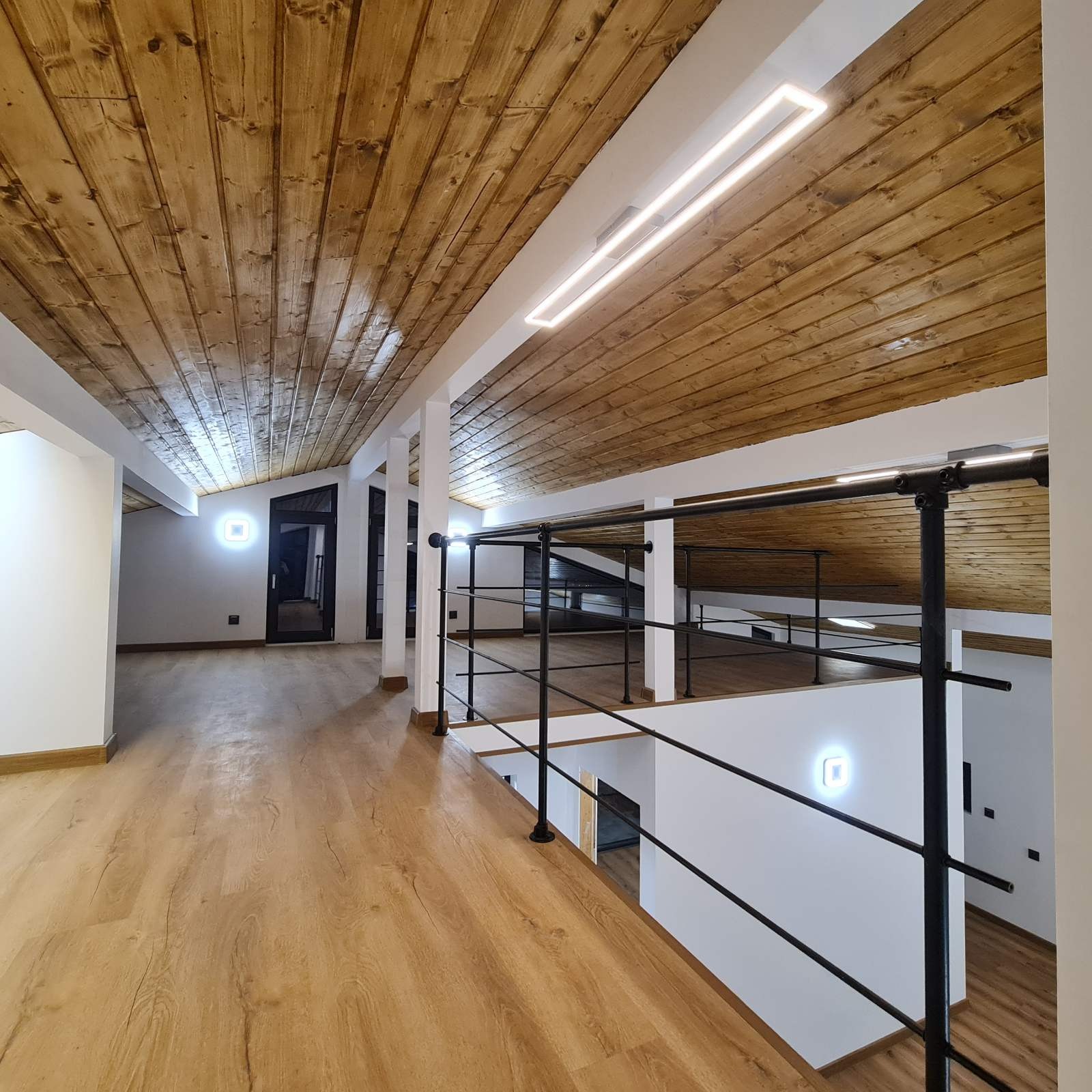 Продава КЪЩА, гр. София, с. Железница, снимка 5 - Къщи - 51650904