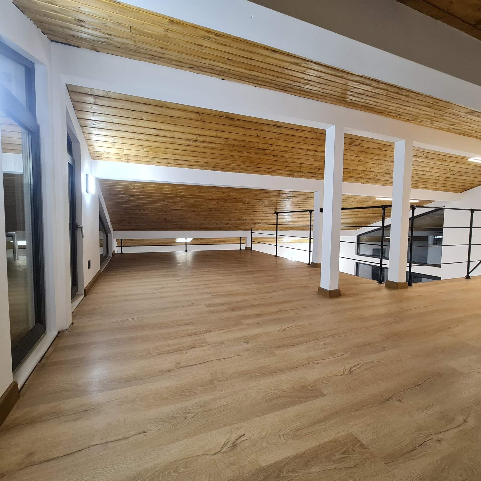 Продава КЪЩА, гр. София, с. Железница, снимка 14 - Къщи - 51650904