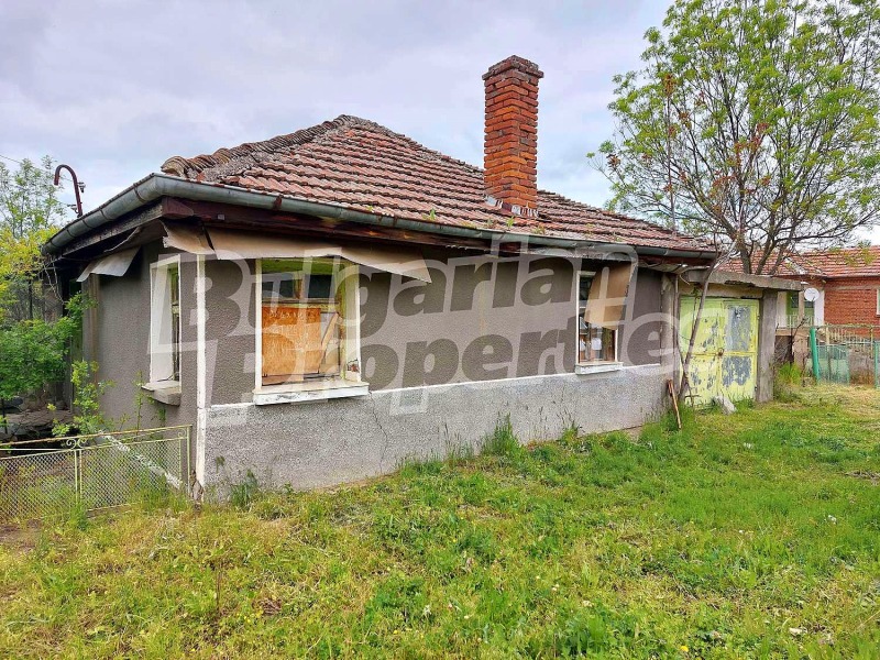 Продава КЪЩА в област Ямбол, с. Раздел - 56 кв.м / 14 400 € » 28 163.95 лв., БЪЛГЕРИАН ПРОПЕРТИС