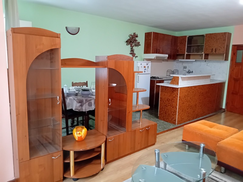 Продава 2-СТАЕН, гр. Стара Загора, Операта, снимка 2 - Aпартаменти - 47421018