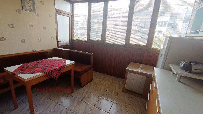 Zu verkaufen  1 Schlafzimmer Ruse , Tscharodejka - Jug , 68 qm | 84006473 - Bild [2]