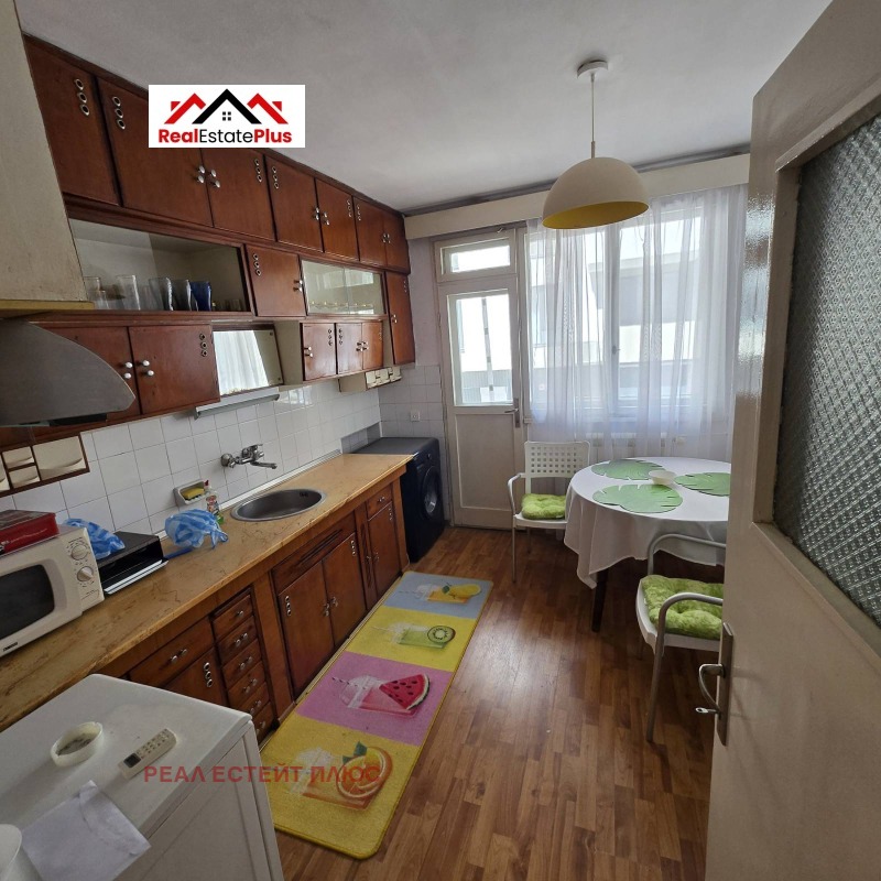 Eladó  2 hálószobás Pleven , Idealen centar , 103 négyzetméter | 76283899 - kép [4]