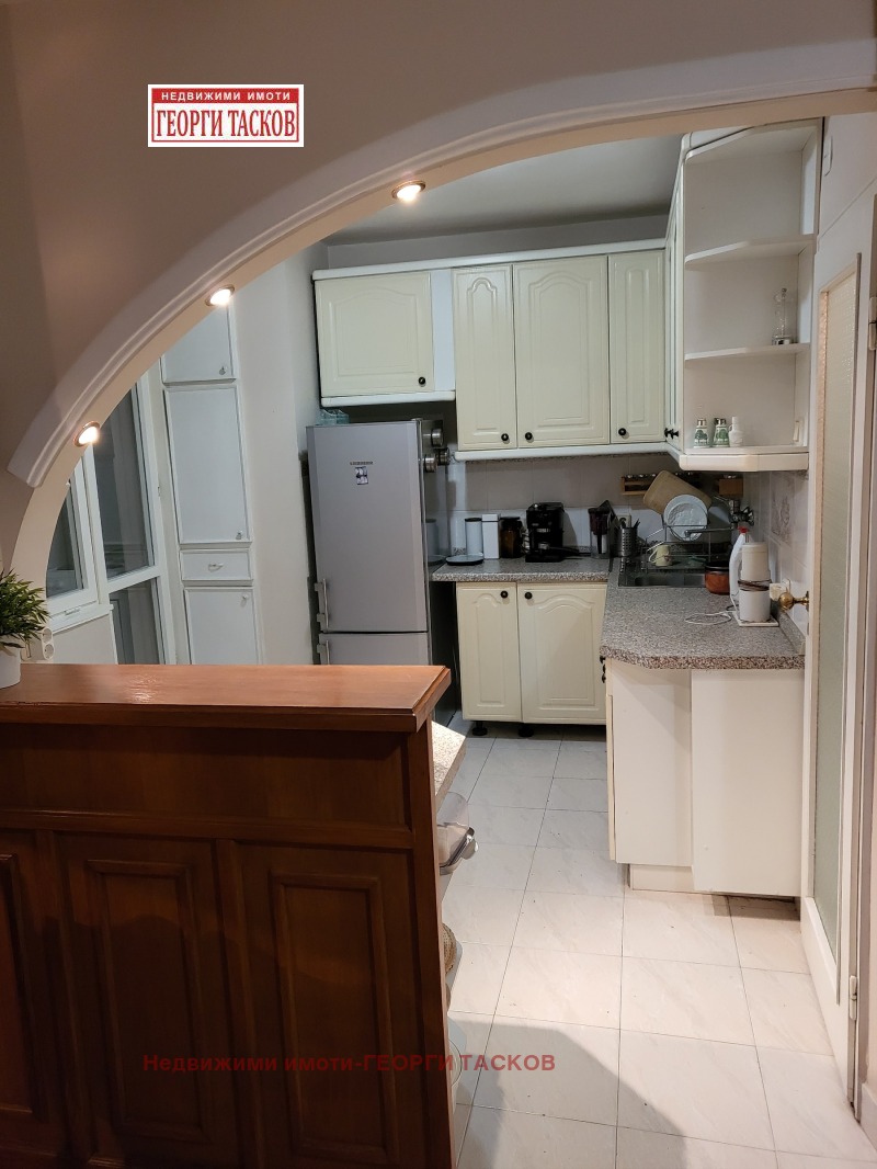 Продава 3-СТАЕН, гр. Русе, Възраждане, снимка 3 - Апартаменти - 53136134