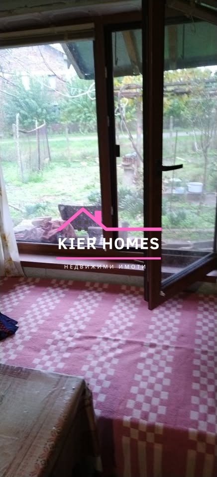 Продава КЪЩА, с. Стрелец, област Стара Загора, снимка 11 - Къщи - 52358863