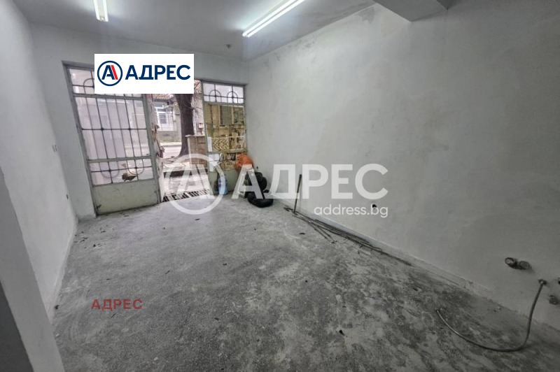 Продава МАГАЗИН, гр. Варна, Колхозен пазар, снимка 2 - Магазини - 53273934