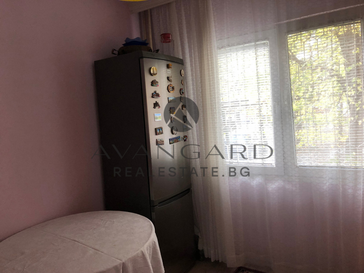 Продава 2-СТАЕН, гр. Пловдив, Изгрев, снимка 2 - Апартаменти - 54958266