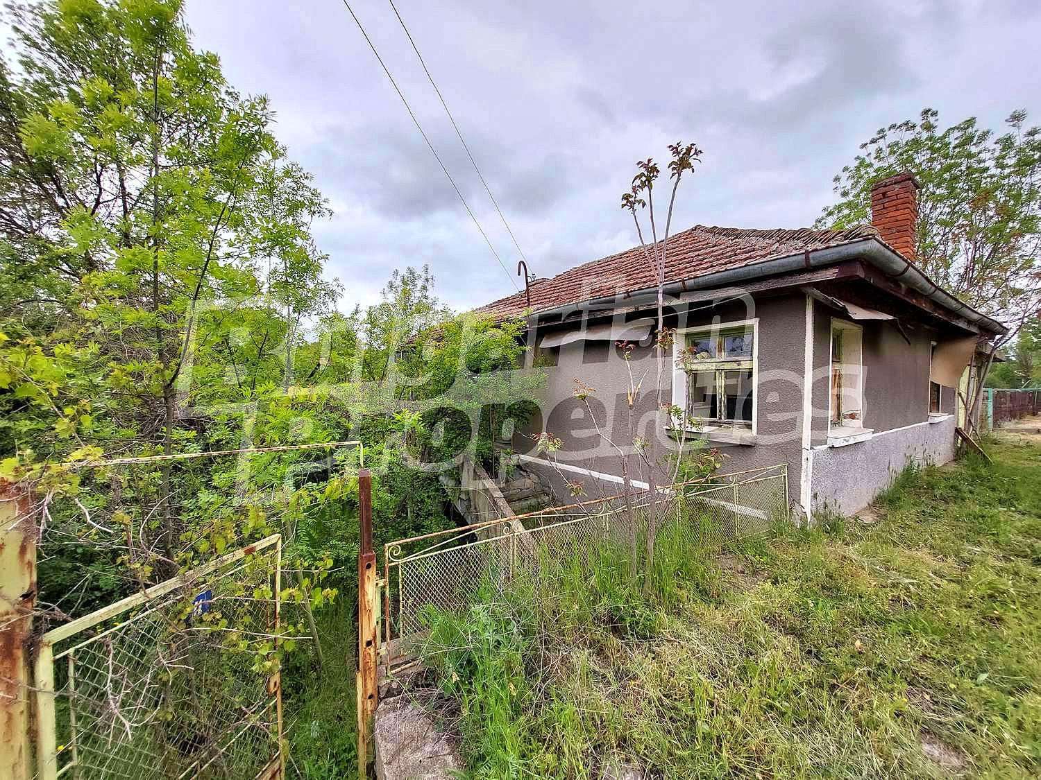 Продава КЪЩА, с. Раздел, област Ямбол, снимка 2 - Къщи - 40711311