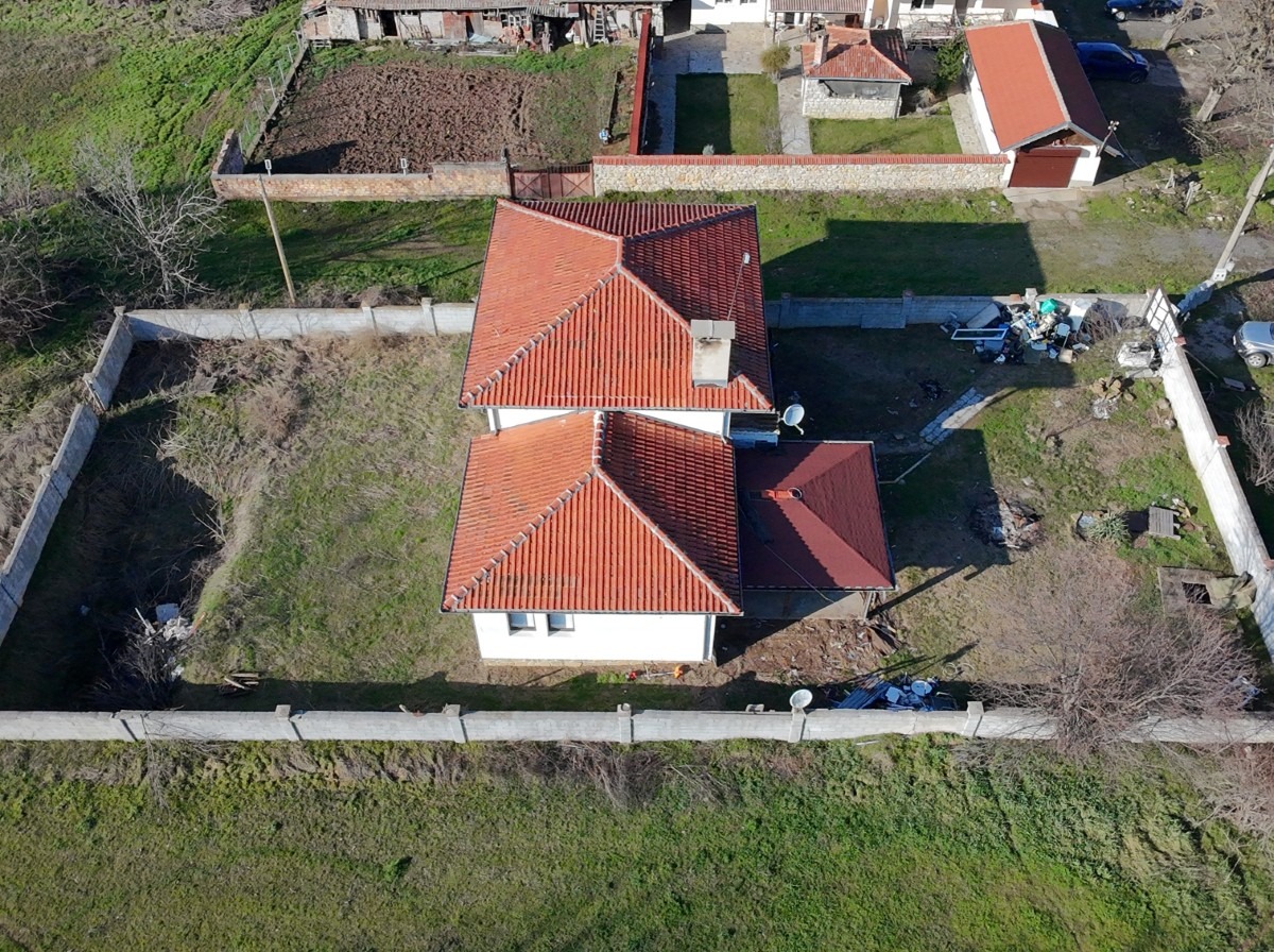 Продава КЪЩА, с. Хотница, област Велико Търново, снимка 3 - Къщи - 53699885