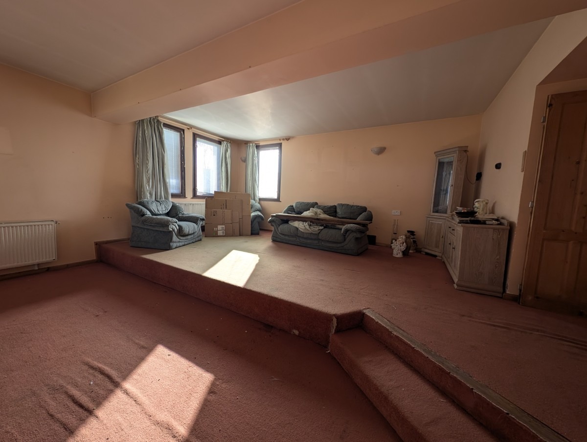 Продава КЪЩА, с. Хотница, област Велико Търново, снимка 5 - Къщи - 53699885