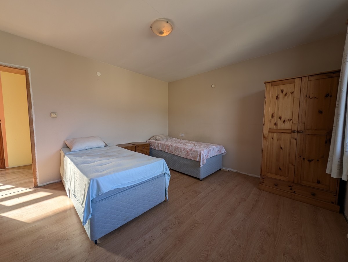 Продава КЪЩА, с. Хотница, област Велико Търново, снимка 7 - Къщи - 53699885