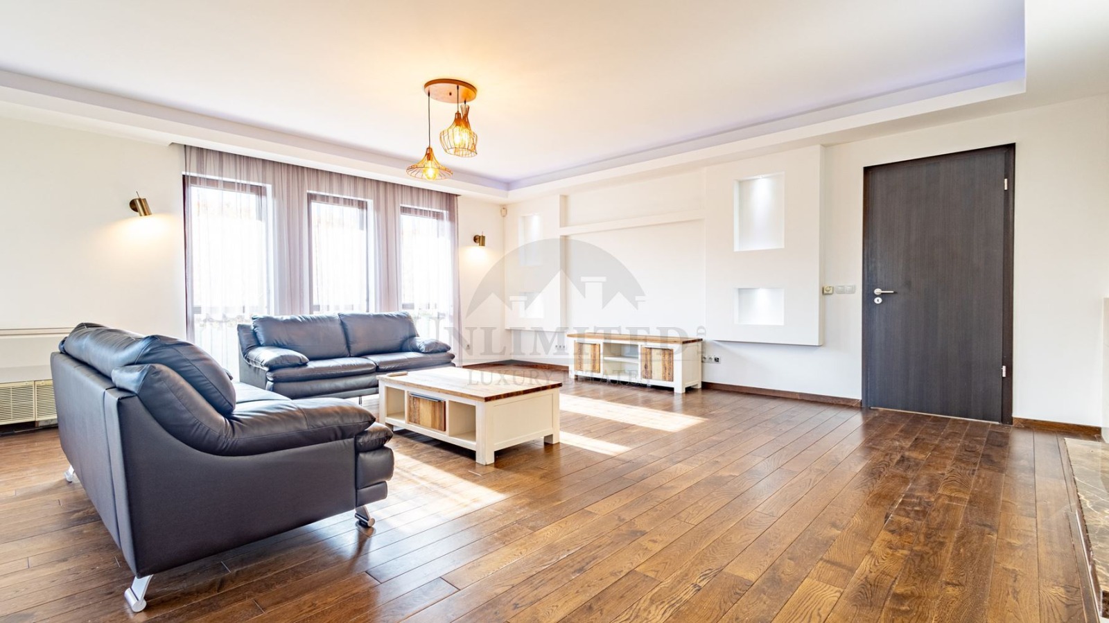 Продава КЪЩА, гр. София, с. Бистрица, снимка 2 - Къщи - 54514176