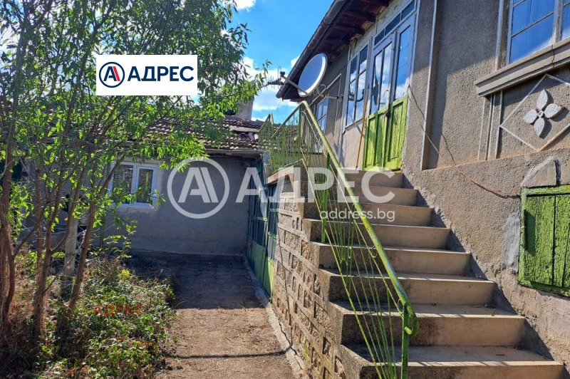 Продава КЪЩА в област Варна, с. Ветрино - 172 кв.м / 39 990 € » 78 213.64 лв., АДРЕС