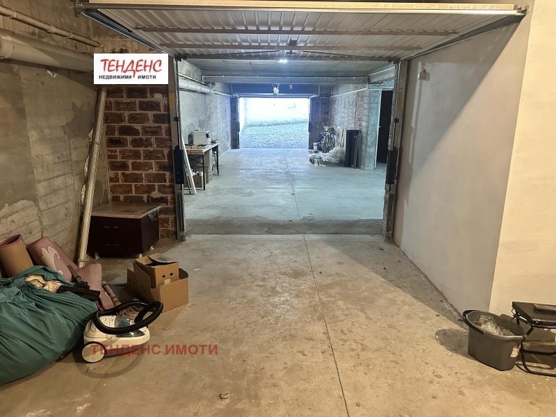 Продава ГАРАЖ в град Кърджали, Център - 27 кв.м / 28 000 € » 54 763.24 лв., ТЕНДЕНС ИМОТИ