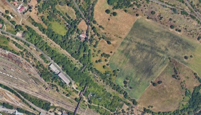 Продава ПАРЦЕЛ в град Русе, Промишлена зона - Изток - 4500 кв.м / 13 000 € » 25 425.79 лв., МИЛКОВИ