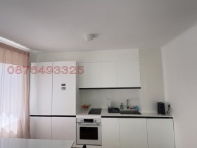 Продава  3-стаен, град София