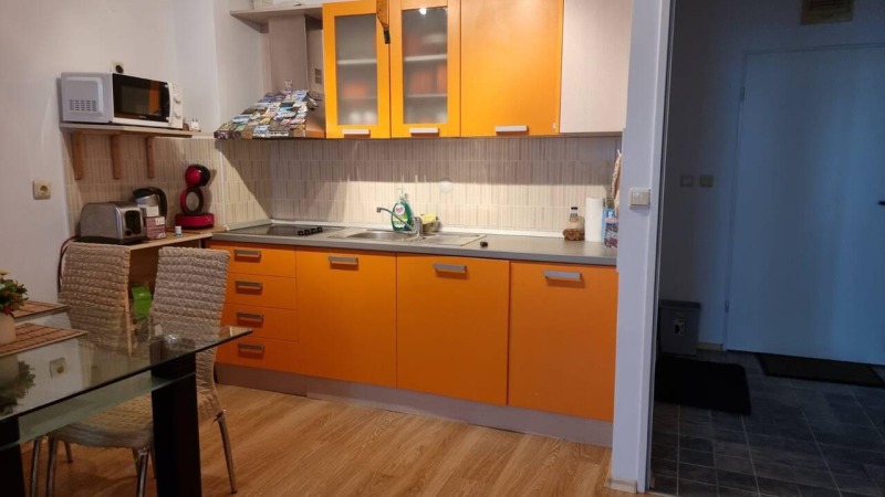 Продава  2-стаен област Бургас , гр. Поморие , 81 кв.м | 47650736