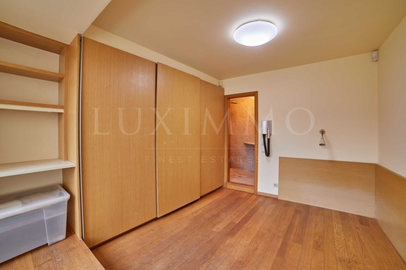 Na prodej  Mezonet Sofia , Manastirski livadi , 300 m2 | 37207681 - obraz [9]