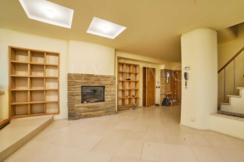 Na prodej  Mezonet Sofia , Manastirski livadi , 300 m2 | 37207681 - obraz [5]