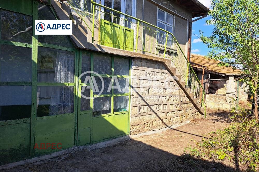 Продава КЪЩА, с. Ветрино, област Варна, снимка 2 - Къщи - 52084953